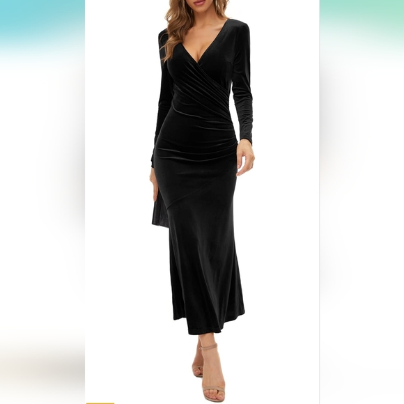NEW Long Sleeve V‐Neck Velvet Wrap Dress (Black) - ZABERRY - Picture 1 of 7